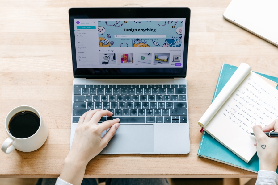 Steps to Get a Dream Job in Creative and media Sector